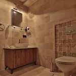 Otel Guzide Cave 2*